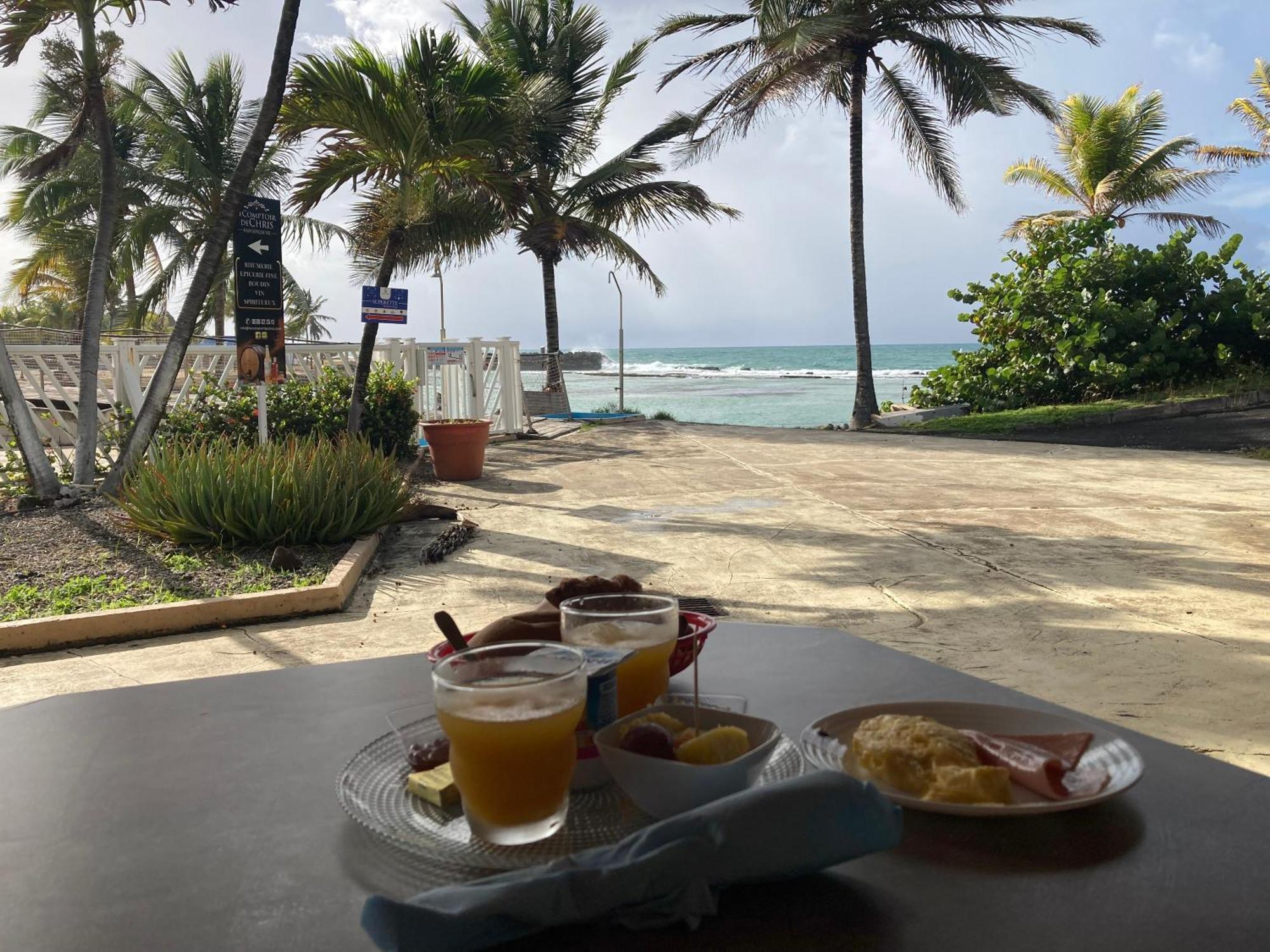 Appartement Arc En Ciel 3 Pieces Avec Acces Piscine Et Plage Saint-Francois  Eksteriør bilde